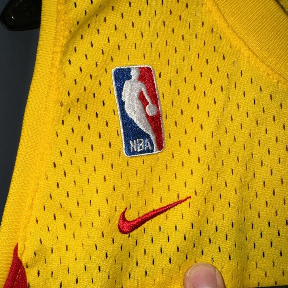 Atlanta Hawks Shareef Abdur-Rahim #3 Basketball Nike Jersey Yellow XXL